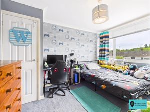 Bedroom- click for photo gallery